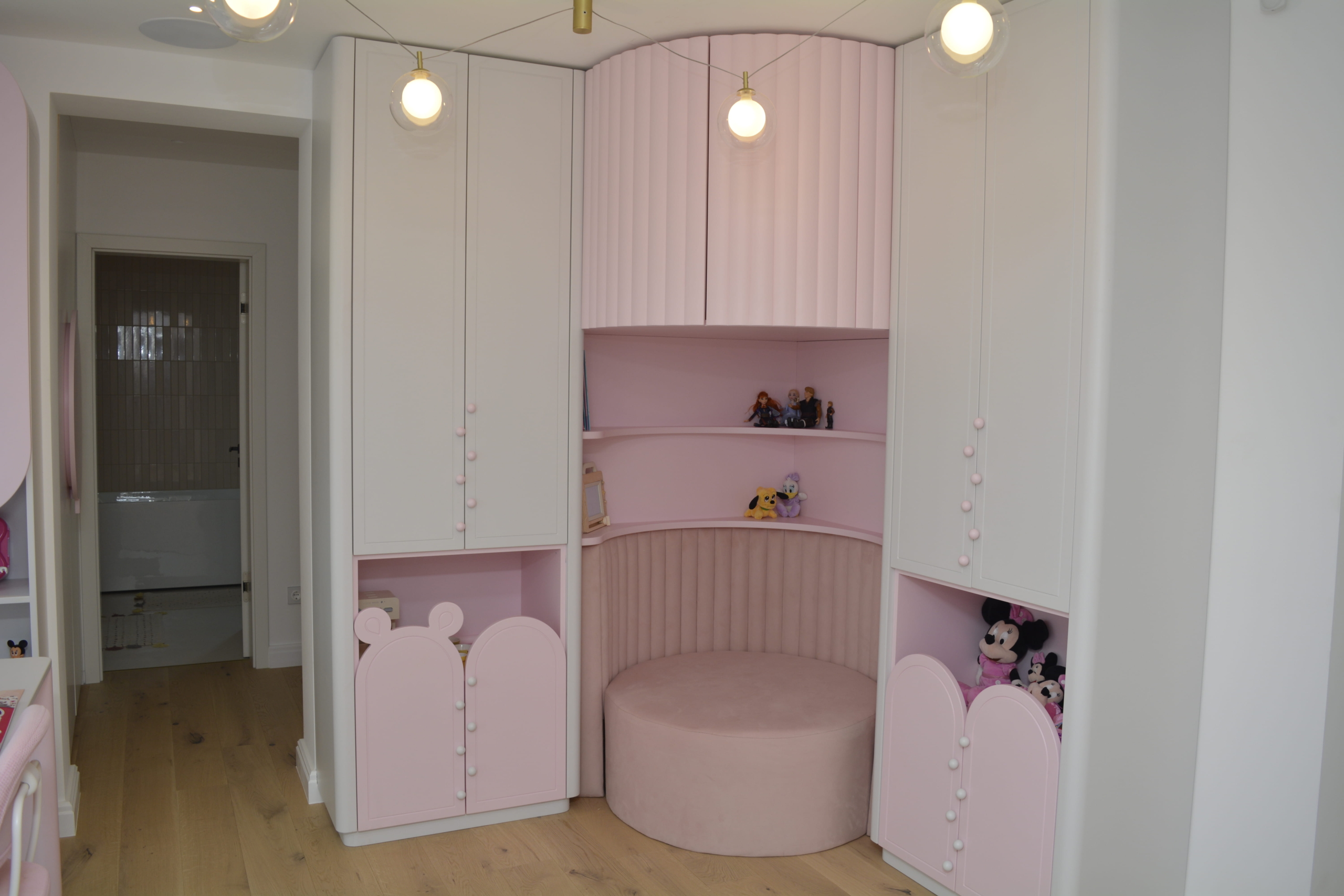 Mobilier Modern