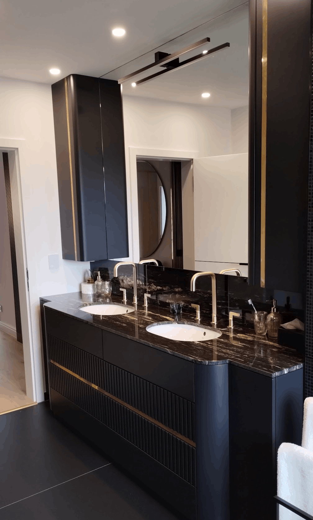 Mobilier Modern
